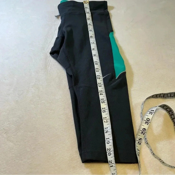 Nike Women’s size XS dry -fit running pants Green & Gray - Picture 8 of 9